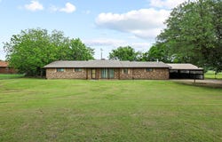 506 Fm 816, Wolfe City, TX 75496