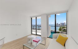 555 NE 15th St, Miami, FL 33132