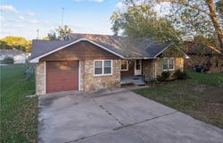 303 S Overlook Drive, Coffeyville, KS 67337