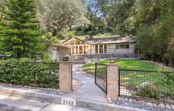 5220 Palm Drive, La Canada Flintridge, CA 91011