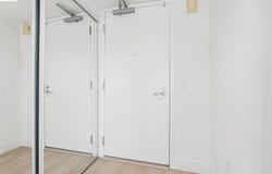 989 Webster Street, Oakland, CA 94607