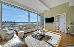 9 Somerset Lane, Edgewater, NJ 07020