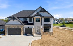 13350 Camas Drive, St. John, IN 46373