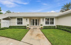444 Glenbrook Dr, Atlantis, FL 33462