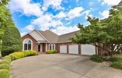 3331 E Fox Grape Street, Springfield, MO 65804
