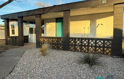 211 EDWARDS St, Clovis, NM 88101