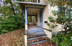 11 Bridge Street, Springfield, VT 05156