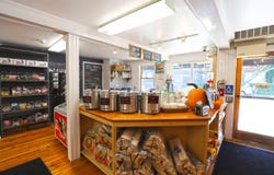 87 Water Street, Woods Hole, MA 02543
