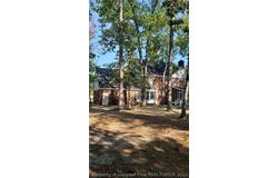 1987 Fairforest Drive, Fayetteville, NC 28304