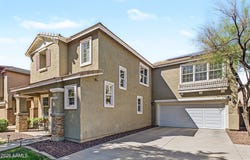 2340 E WAYLAND Drive, Phoenix, AZ 85040