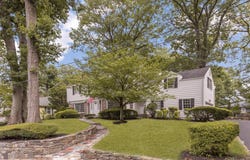 30 Cherwing Road, Yonkers, NY 10701