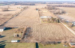 220 W 815 N, Howe, IN 46746