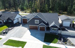 4476 E Savea Ln, Post Falls, ID 83854