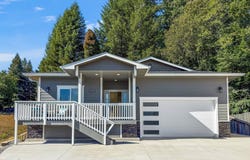 891 Joshua Ct, Brookings, OR 97415