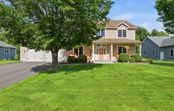 63 Caddyshack Dr, Chicopee, MA 01020
