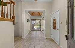409 Maple Lane, Darien, IL 60561