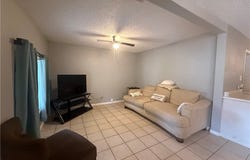 912 N Almond Street, Alice, TX 78332