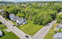 845 Walnut St., Rochester, PA 15074