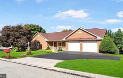 49 HILLSIDE Road, HANOVER, PA 17331