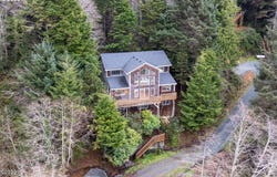 620 S FALCON St, RockawayBeach, OR 97136
