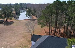 964 Celtic Ln., Lamar, SC 29069-9744