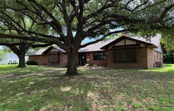 803 Val Verde Place, Marlin, TX 76661
