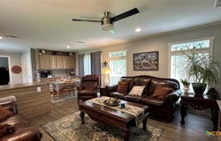 112 E Toledo Street, Seadrift, TX 77983