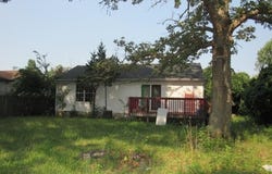 12 Renee Dr, Egg Harbor Township, NJ 08234