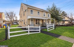 810 W 2ND Street, FLORENCE, NJ 08518