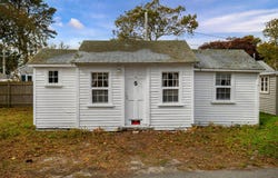 262 Old Wharf Road, Dennis Port, MA 02639