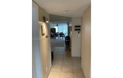 9520 Seagrape Dr, Davie, FL 33324