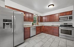 5630 S 20th St, Milwaukee, WI 53221
