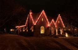 710 W 11th St, Taylor, TX 76574