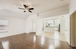 2100 Buckeye Ln, Round Rock, TX 78664