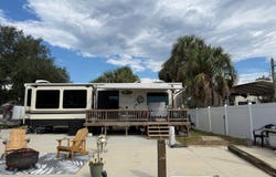 111 2nd Ave W, Horseshoe Beach, FL 32648
