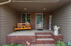 807 E Walnut St, Harrisburg, SD 57032