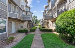 1325 Speight Avenue, Waco, TX 76706