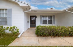 484 N Ridgewood Avenue, Ormond Beach, FL 32174