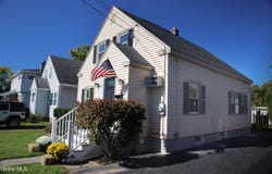 44 Swartson Court, Albany, NY 12209
