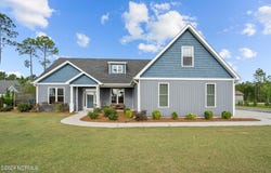2463 Hoover Road, Hampstead, NC 28443