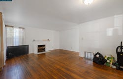 603 Almanza Dr, Oakland, CA 94603