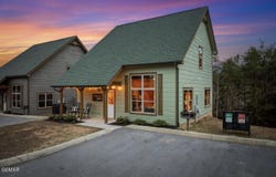 844 Osprey Way, Pigeon Forge, TN 37863