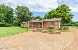 9997 US-412, Bells, TN 38006
