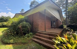 2061 Westwood Acres, LAUREL, MS 39440