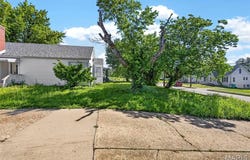 765 N Main Street, St Clair, MO 63077