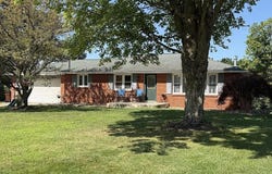 893 Dresden Drive, Mansfield, OH 44905