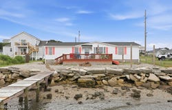 1072 Salter Path Road, Salter Path, NC 28512