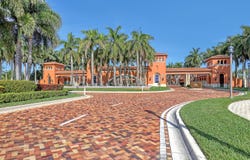 8933 Via Brilliante, Wellington, FL 33411
