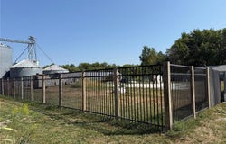 103 E Howard Street, Bellflower, MO 63333