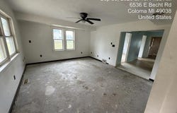 6536 E Becht Road, Coloma, MI 49038